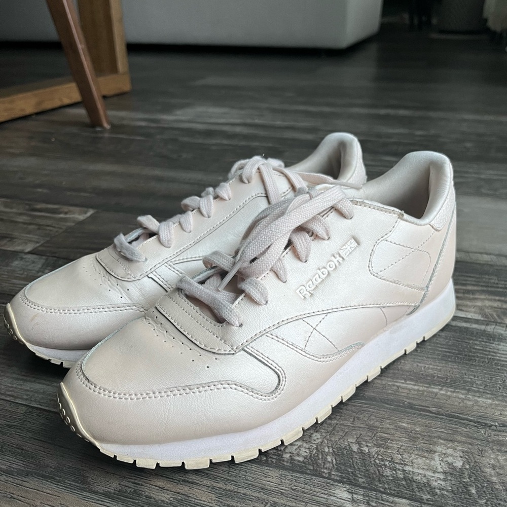 Women’s Adidas Classic Leather Shoes